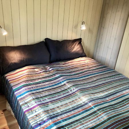 Mysig Nybyggd Stuga Naera Hav Och Natur Klovedal Exterior foto